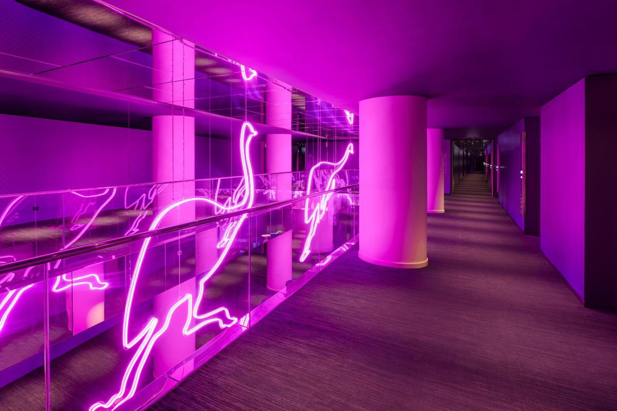W Sydney Ξενοδοχείο Εξωτερικό φωτογραφία The interior of the hotel