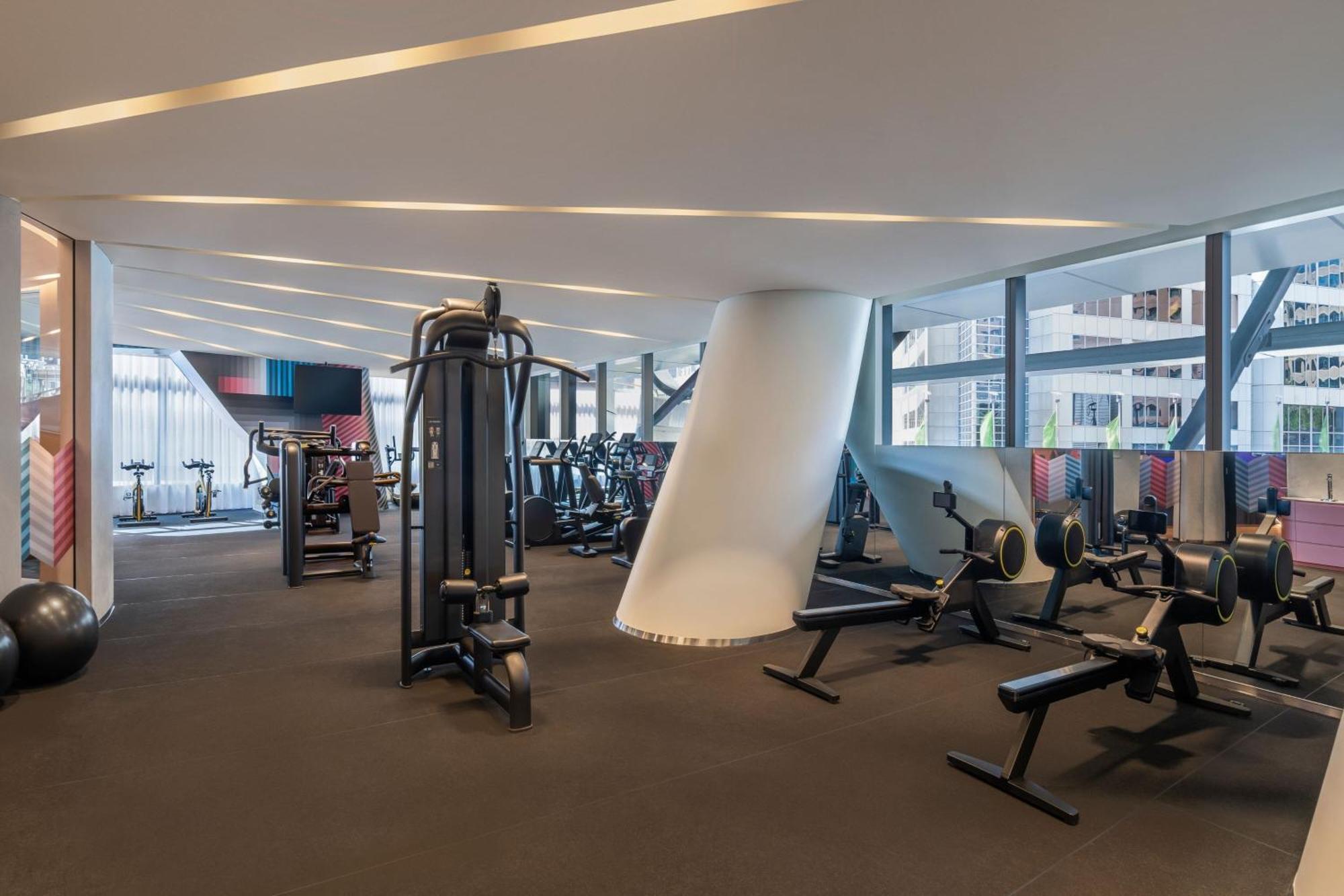 W Sydney Ξενοδοχείο Εξωτερικό φωτογραφία The gym at The Standard London