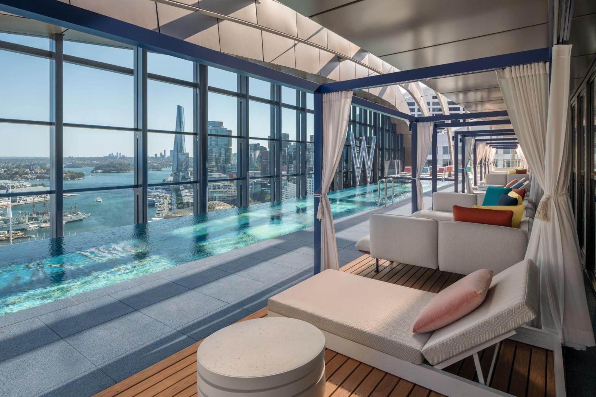 W Sydney Ξενοδοχείο Εξωτερικό φωτογραφία The Haven courtyard on Norwegian Bliss